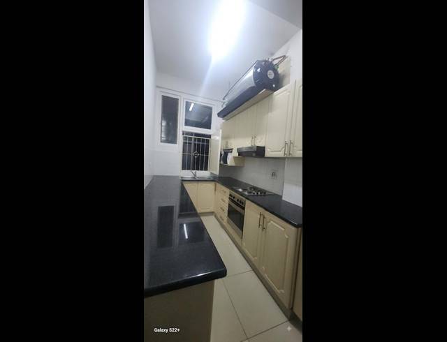 2 BEDROOM PROPERTY TO RENT IN NORTH BEACH